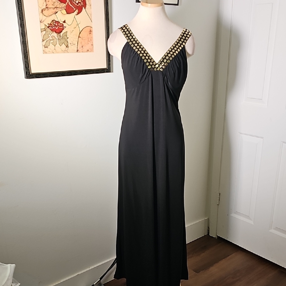 Ronni Nicole Black and Gold Embellished Maxi Gown. Size 12, Built In Pads.